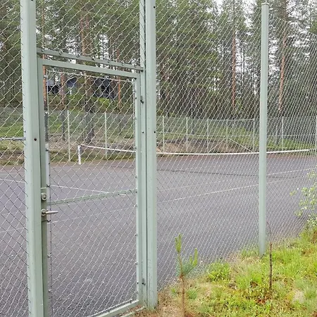 Chalet Huuhkamajat *