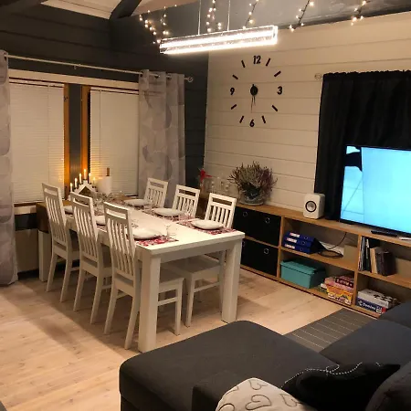 Chalet Huuhkamajat