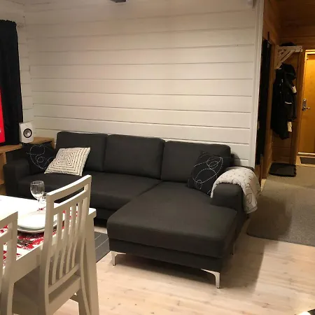 Huuhkamajat Chalet *